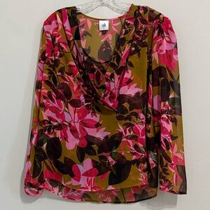 CAbi Mia Blouse #4251, a sheer floral blouse with V-neck and long sleeves. Sz.M